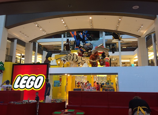 Lego store online moa